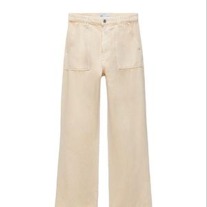 NWOT Zara creamy beige high rise cargo jeans large pockets small wide leg pants